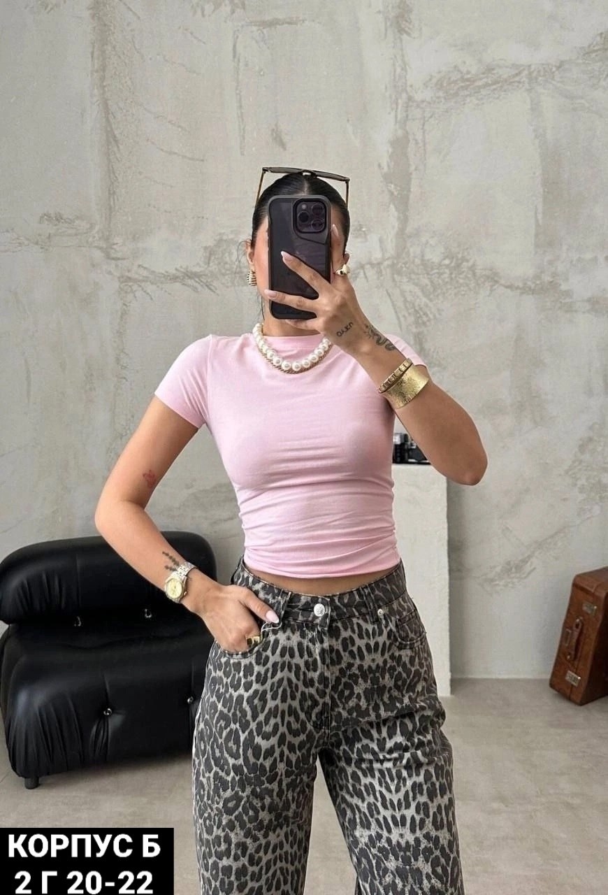 футболки женская,базовая женская футболка,топ женский,футболка топ укороченная базовая облегающая,футболка скимс укороченная базовая облегающая