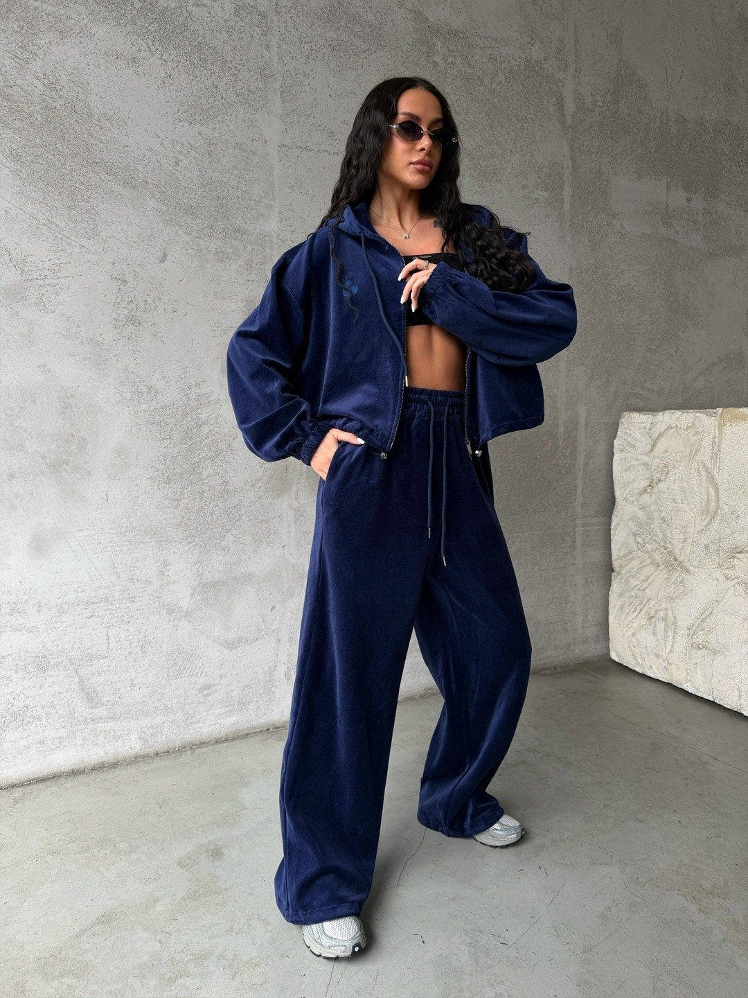 велюровый костюм,костюм спортивный с брюками палаццо из мягкого велюра,спортивный велюровый костюм,велюровый костюм тройка,костюм спортивный