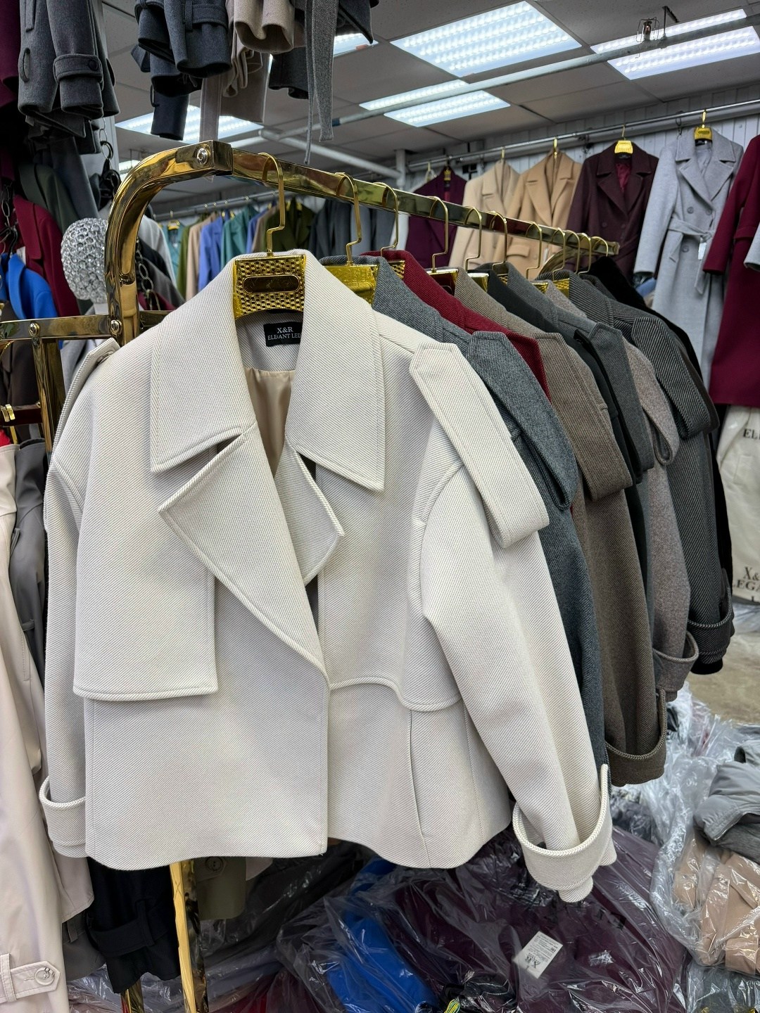 полупальто,стильное пальто,пальто короткие,пальто демисезонное,пальто