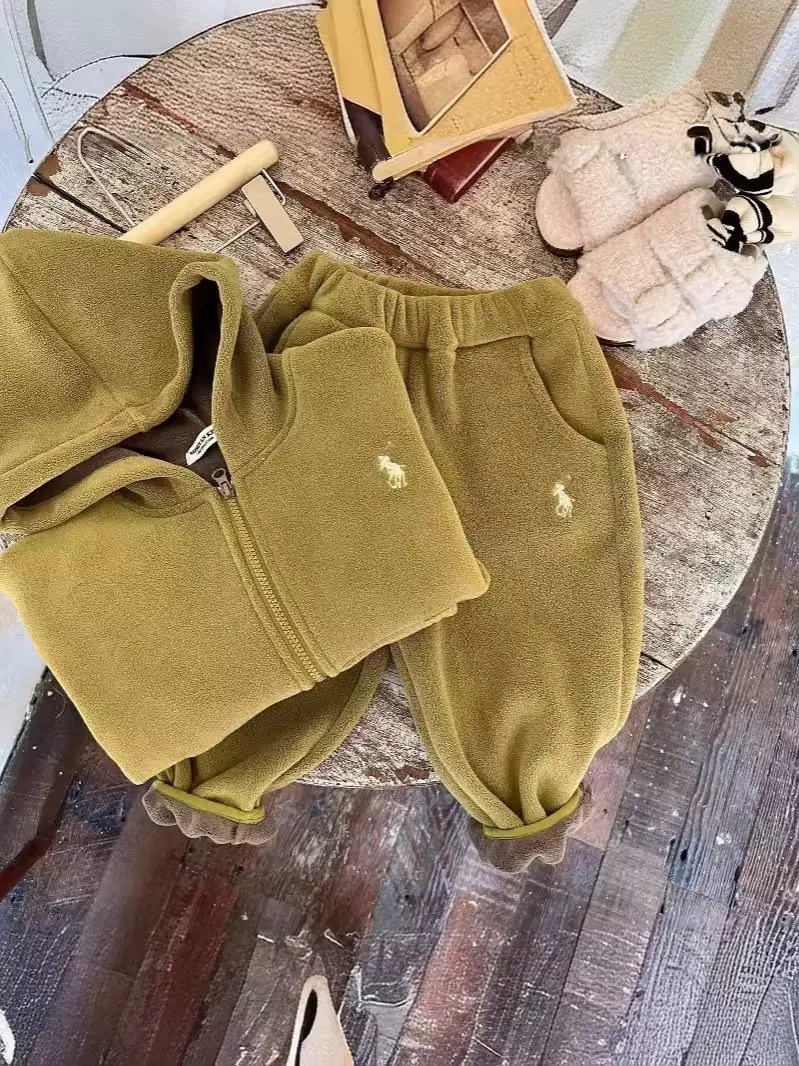 флисовые костюмы,флисовый костюм детский,флисовые куртки,одежда в корейском стиле,костюм флисовый