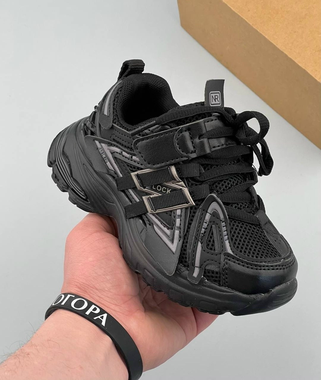 кроссовки массивные 3xl trainer balenciaga,баленсиага трек кроссовки черные,кроссовки track balenciaga,кроссовки массивные,черные кроссовки