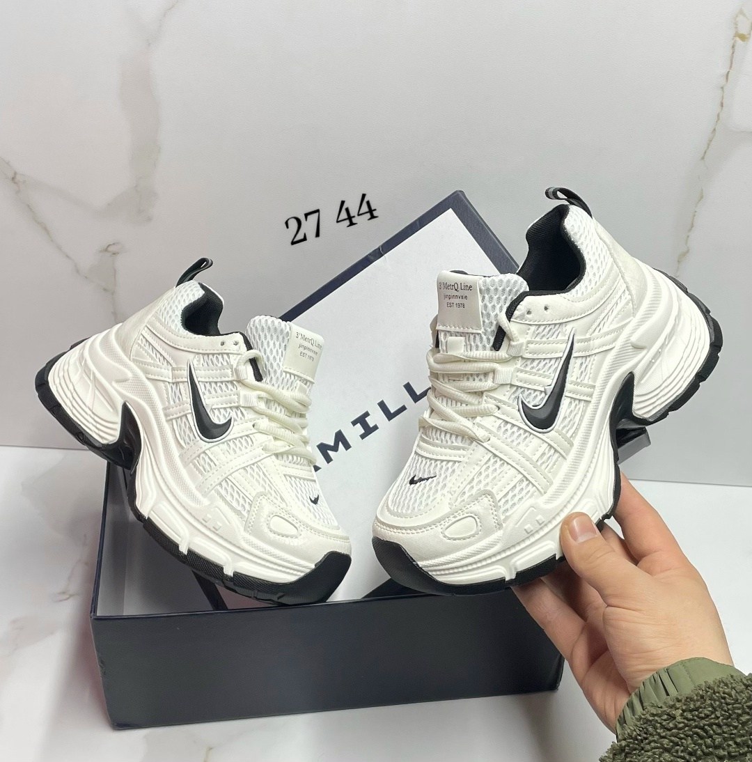 кроссовки женские,кроссовки,кроссовки для женщин,кроссовки модные,спортивный