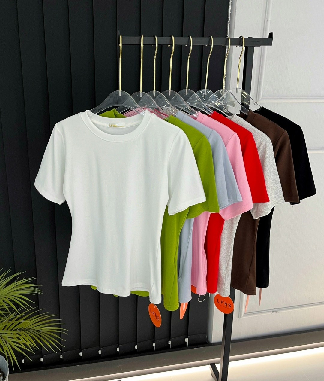 женская футболка,женские футболки с принтом,футболка женская базовая,футболка,футболки базовая