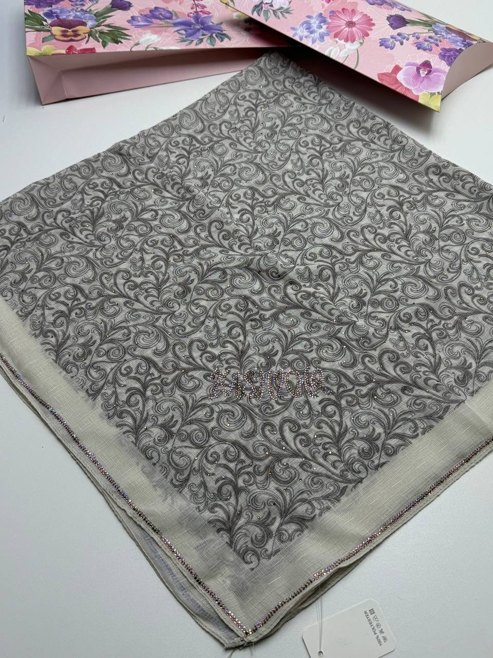 брендовый платок,платки женские,черный платок,платок,красивый платок