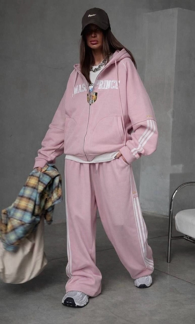 спортивный костюм,женский спортивный костюм,спортивный костюм синего цвета,одежда спортивная