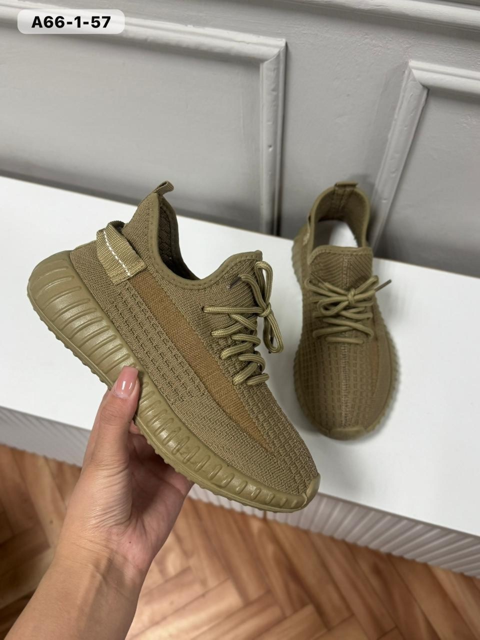 ,женские кроссовки,кроссовки yeezy,кроссовки изики,женские текстильные кроссовки