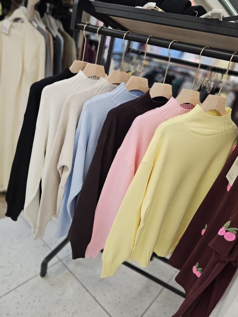 женский кашемировый свитер с высоким воротником,кашемировый свитер с высоким воротником,кашемировый свитер женский,кашемировый свитер,свитер с высоким воротником