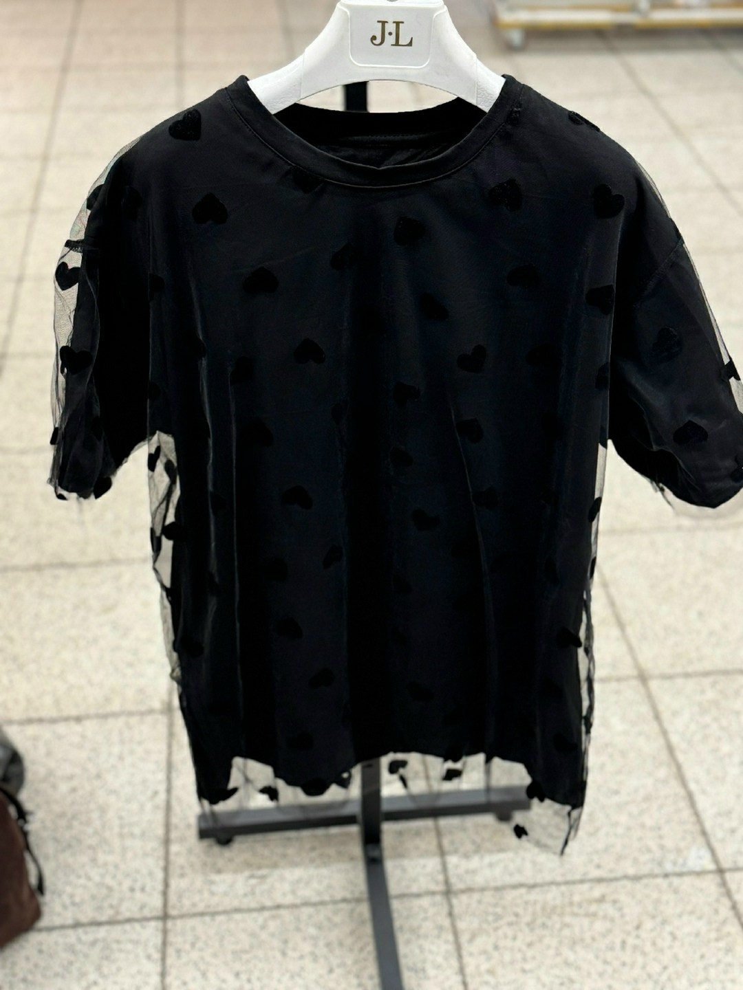 футболка женская,футболка с сердечками,футболки женская оверсайз,майка с сердечками