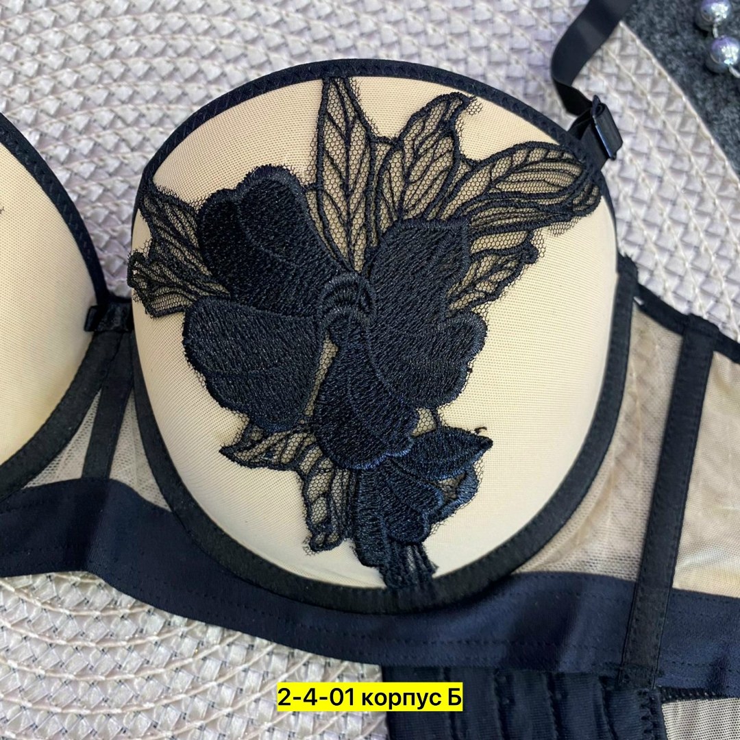 комплект нижнего белья,женский комплект нижнего белье,женская нижнее белье,белье,комплект белья женский