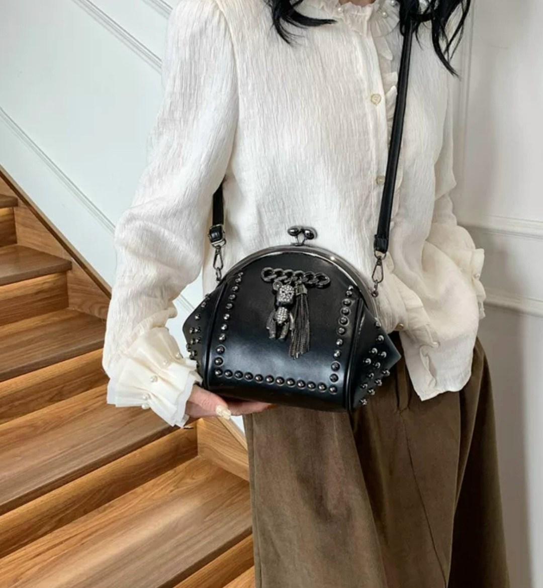 сумка женская с клепками,сумка эко кожа,сумка женские,сумка,сумочка