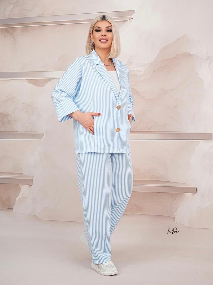 брючный костюм,костюм женский брючный,костюм брючный женский стильный,брючный костюм в полоску,брючные костюмы для женщин