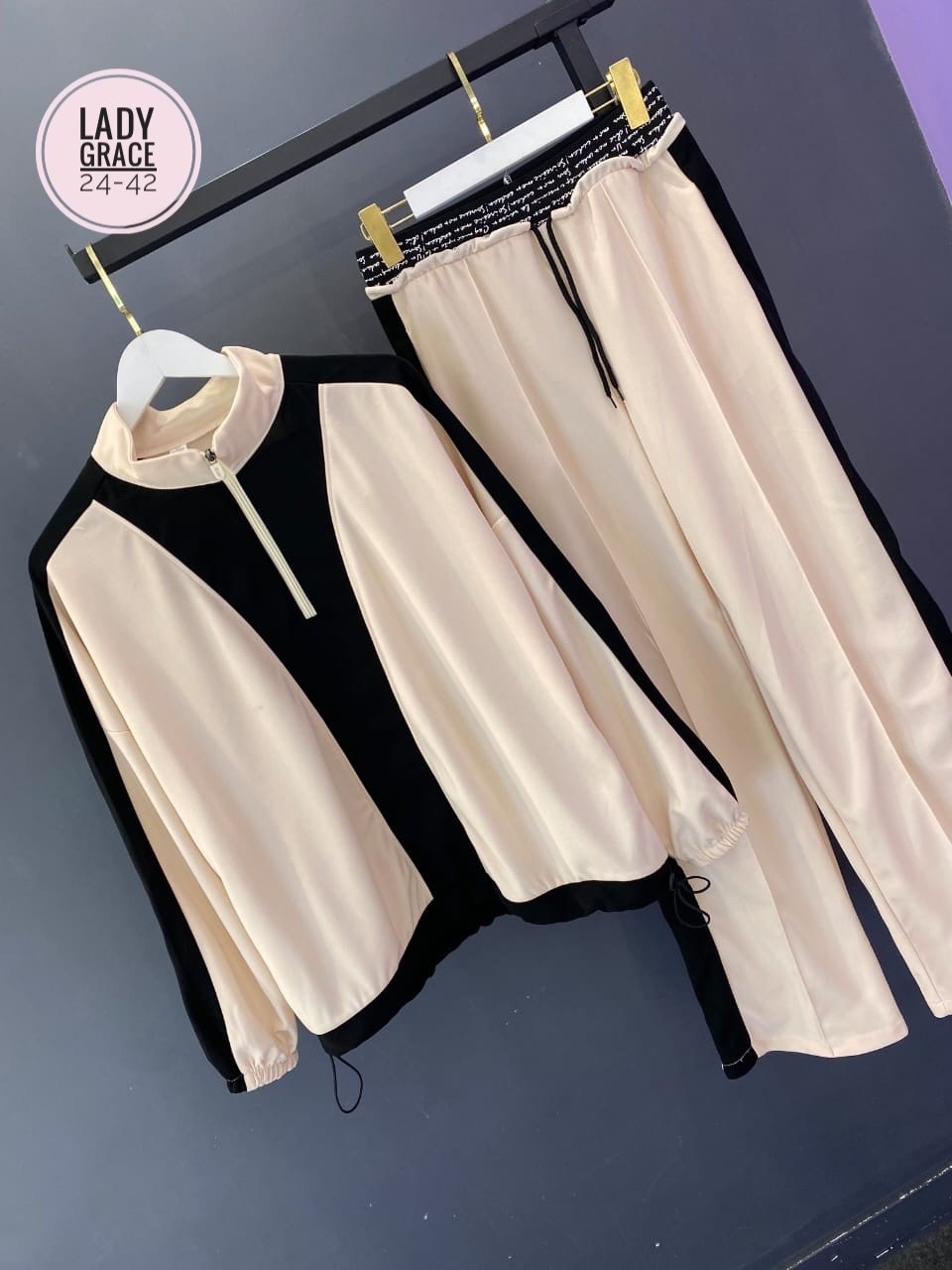 женский костюм двойка ткань креп,костюм женский двойка,костюм двойка,женский костюм,женский костюм двойка трикотаж