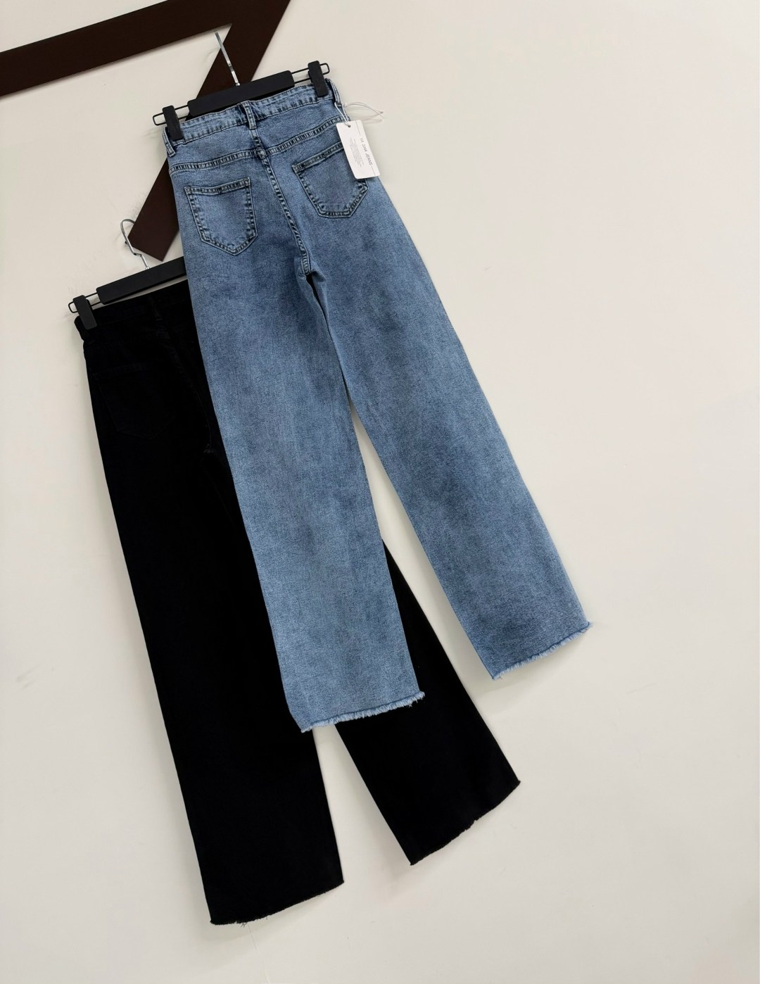 женские джинсы,джинсы,брюки джинсы,джинсы женские широкие,модные джинсы