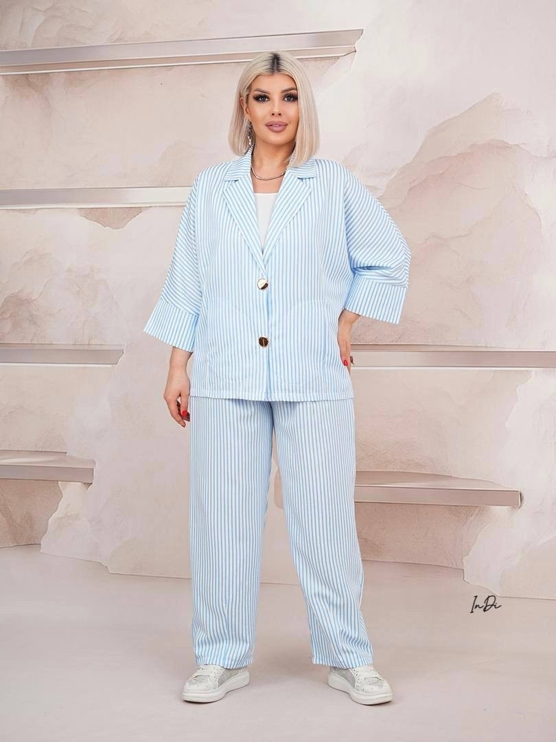 брючный костюм,костюм женский брючный,костюм брючный женский стильный,костюм брючный 720 светло-голубой vilena,брючный костюм в полоску