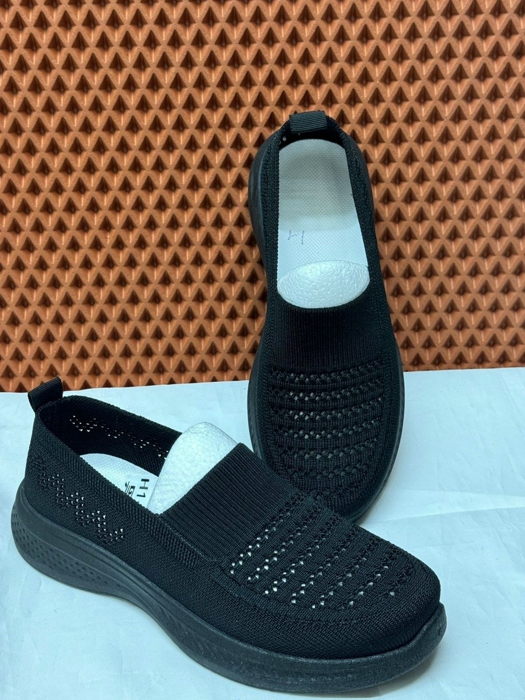 ,слипоны женские,слипоны женские серые,слипоны кроссовки,женская