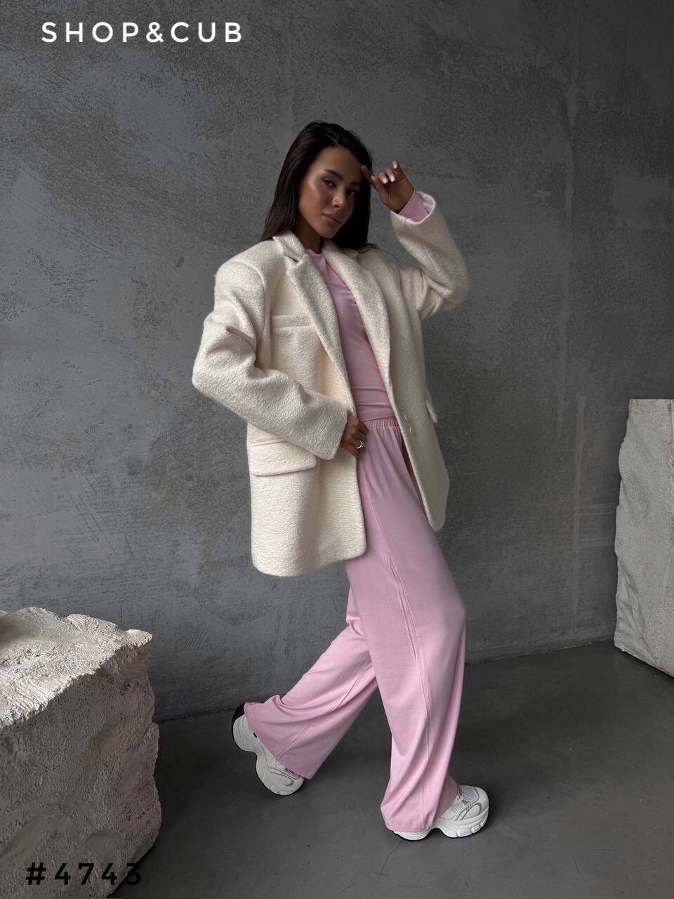 пальто,женское пальто,шерстяное пальто,полупальто,демисезонное пальто