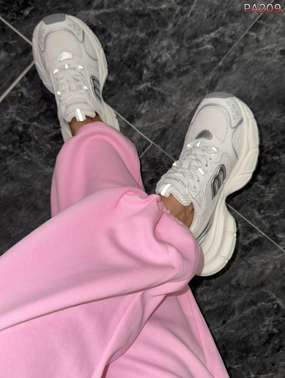 кроссовки женские balenciaga,кроссовки balenciaga,женские кроссовки,кроссовки женские balenciaga 3xl sneaker premium,женские брендовые кожаные кроссовки balenciaga premium