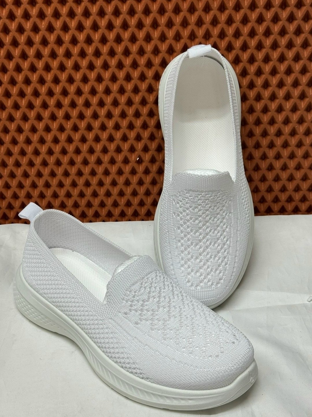 ,слипоны женские,слипоны женские серые,слипоны кроссовки,женская