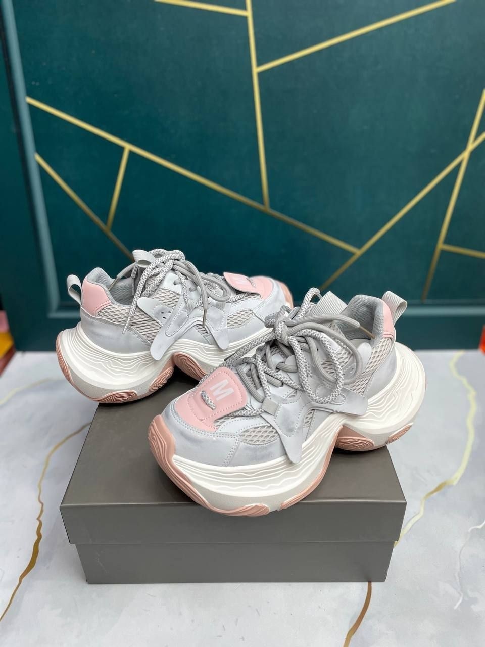 женские массивные кроссовки,женские кроссовки,модные кроссовки на платформе,модные кроссовки,кроссовки