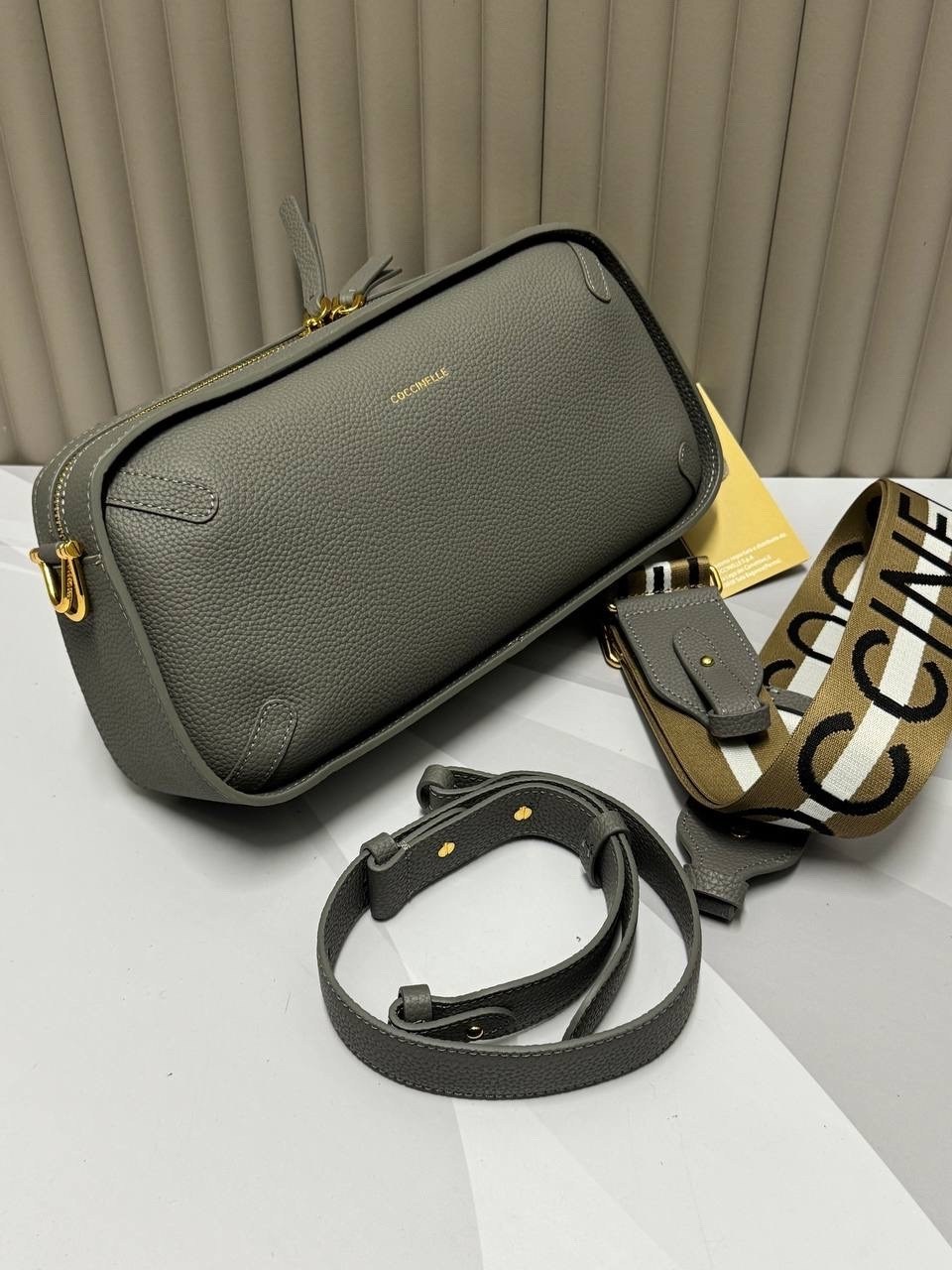 сумка coccinelle,coccinelle сумка кросс-боди,сумка кросс-боди женская coccinelle es5 15 02 01 бордовый,сумка женская через плечо coccinelle,сумка coccinelle lea цвет коричневый