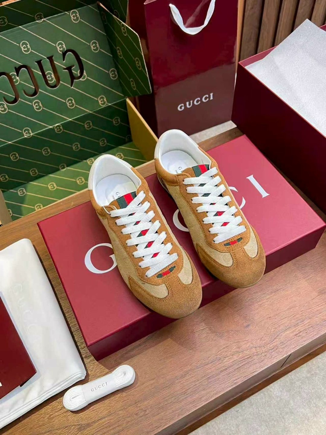 кроссовки gucci,мужские кроссовки gucci,sneakers gucci,гуччи новая коллекция 2026  мужская,gucci shoes