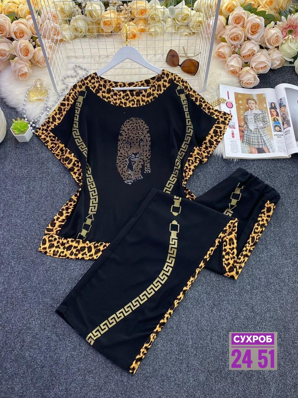 шикарный костюм двойка,костюм двойка женская,костюм двойка,костюм со стразами,спортивные костюмы женские