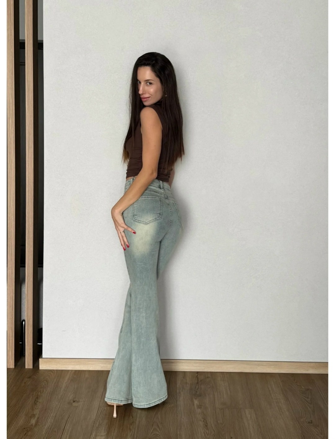 джинсы широкие,джинсы широкие женские,брюки джинсы,одежда джинсы,женские джинсы