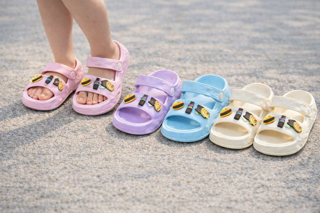 jibbitz™ charms lil crocs pouch,,jibbitz crocs,детские сандалии,джибитсы на крокс