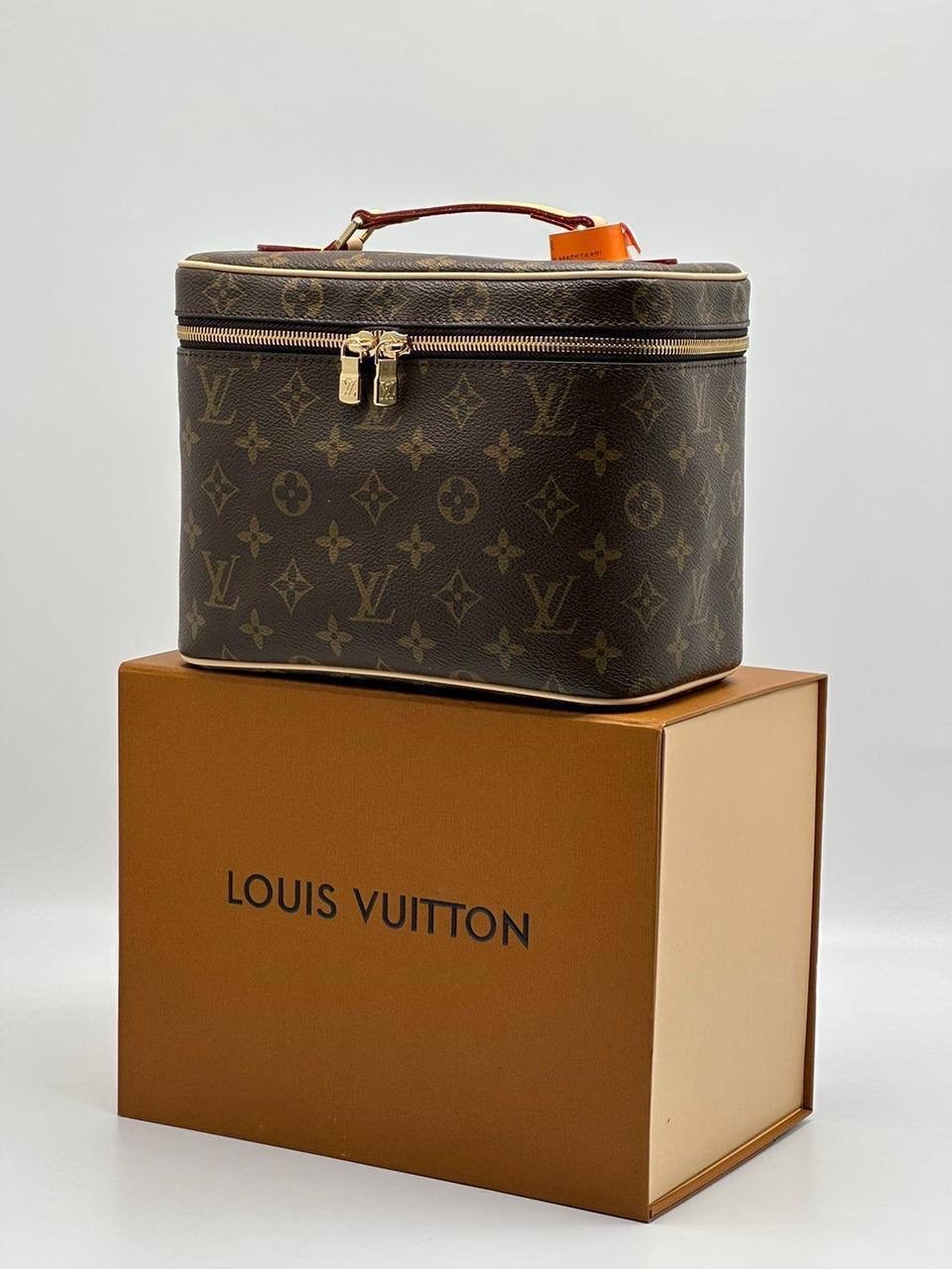 louis vuitton косметичка louis vuitton,косметичка louis vuitton из натуральной кожи,сумка косметичка louis vuitton,косметичка louis vuitton,сумка женская louis vuitton