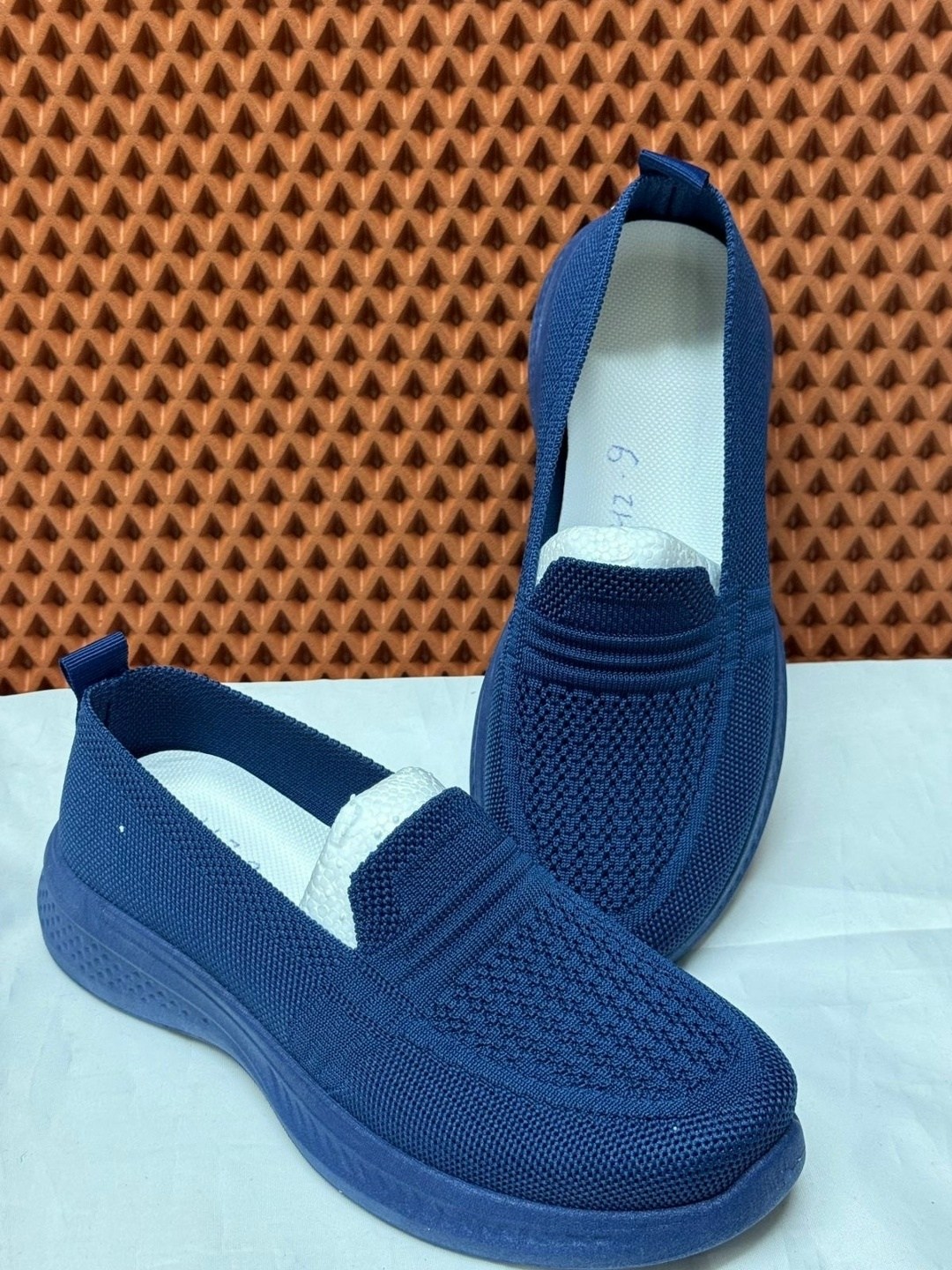 ,слипоны женские,слипоны женские серые,слипоны кроссовки,женская