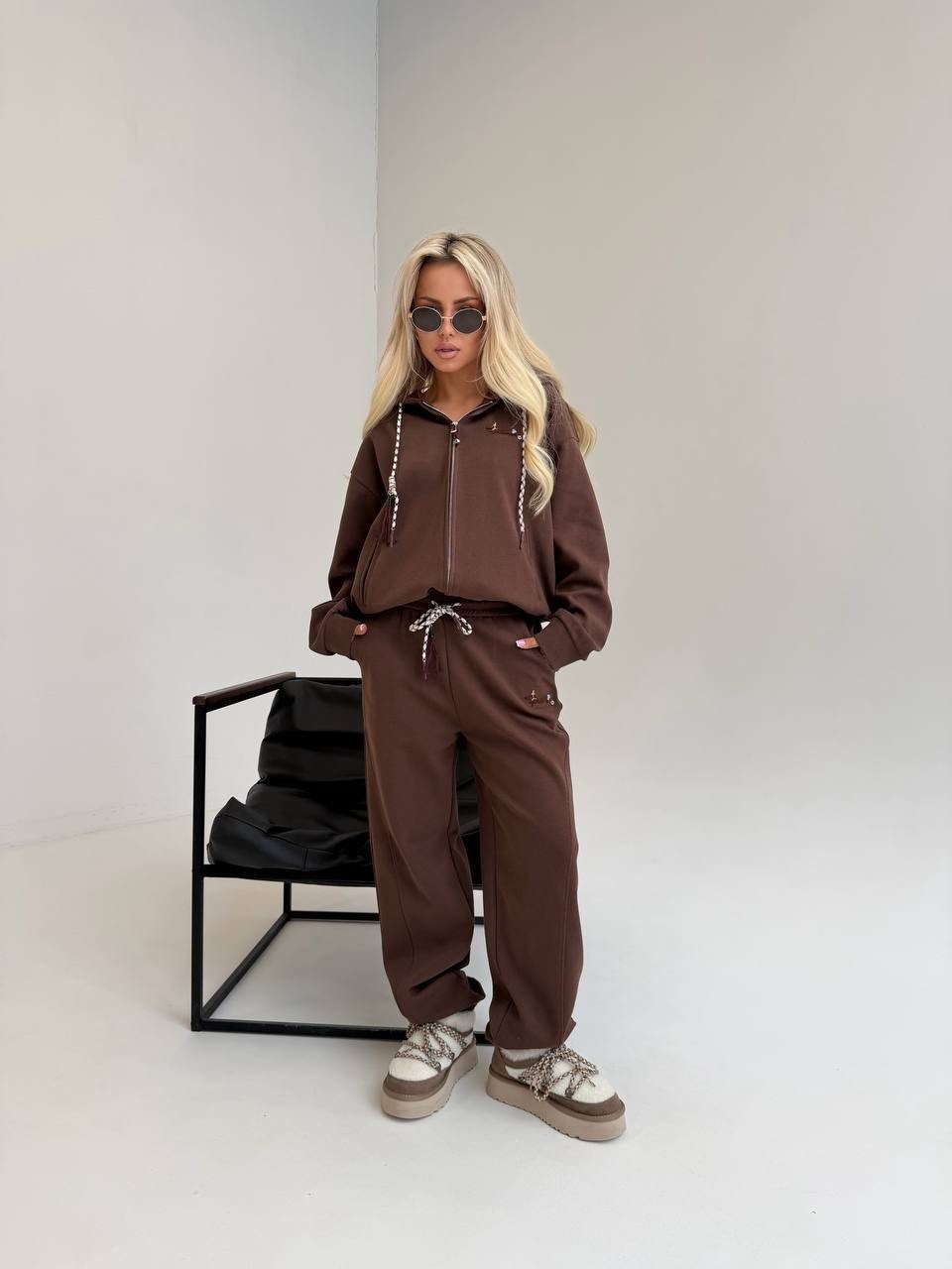 костюм женский на флисе,стильные костюмы,костюм на флисе,спортивный костюм,спортивный костюм женский