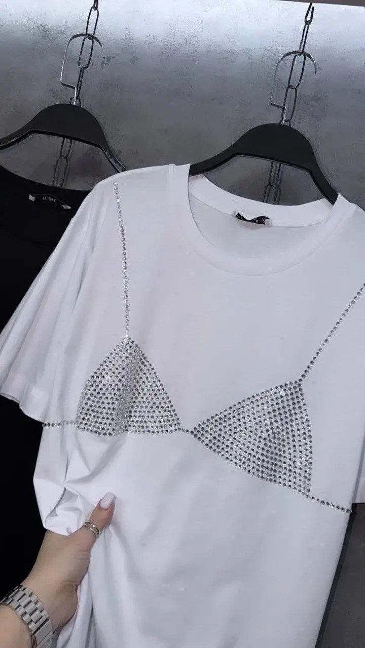 футболка женская оверсайз со стразами,летняя женская футболка со стразами,футболка со стразами,женская футболка со стразами,футболка со стразами оверсайз