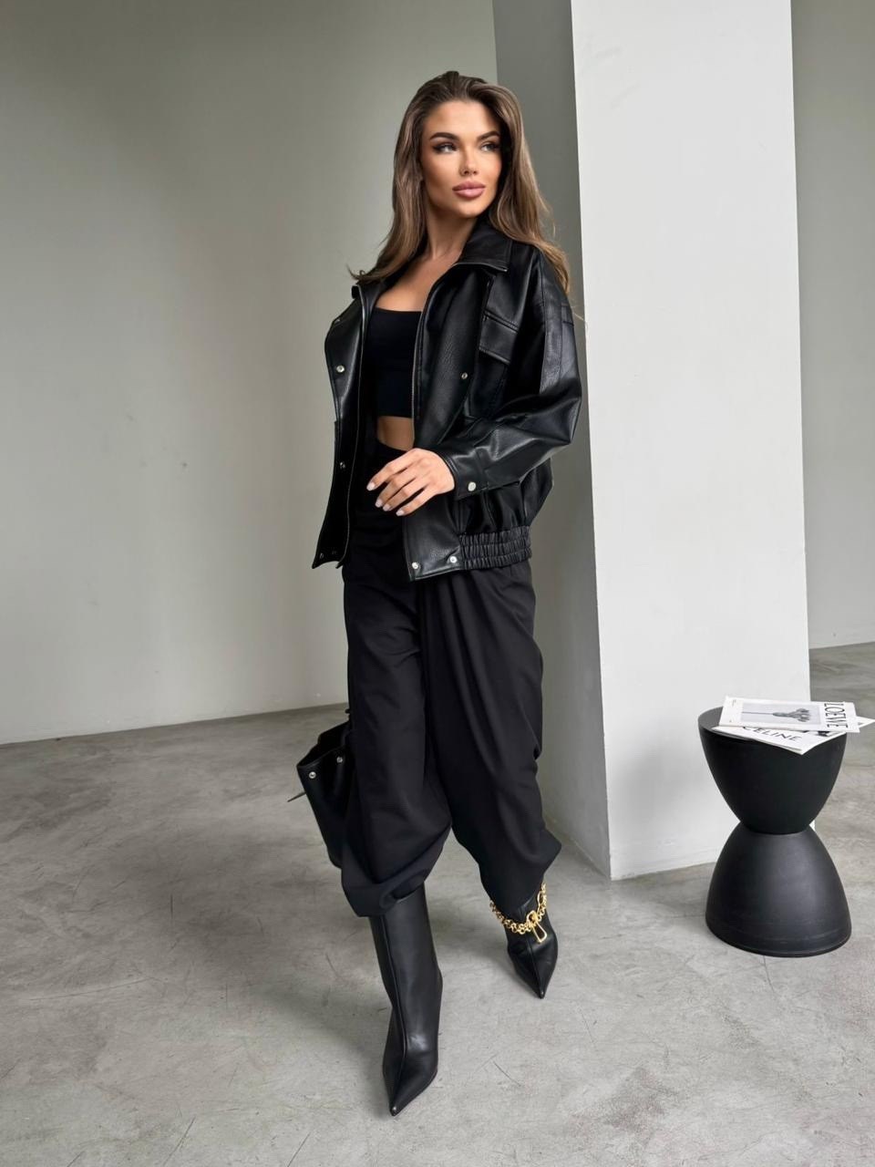 косуха кожаная куртка оверсайз укороченная fugui,косуха женская,куртка косуха,кожаная куртка косуха,косуха женская оверсайз куртка