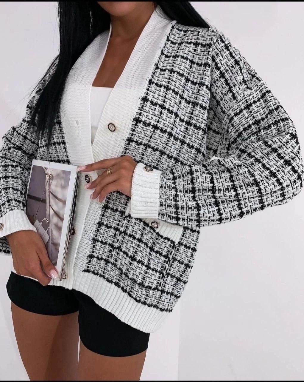 кардиган в стиле шанель,кардиган женский вязаный,кардиган 2026,кардиган на пуговицах в стиле шанель,кардиган вязаный в клетку