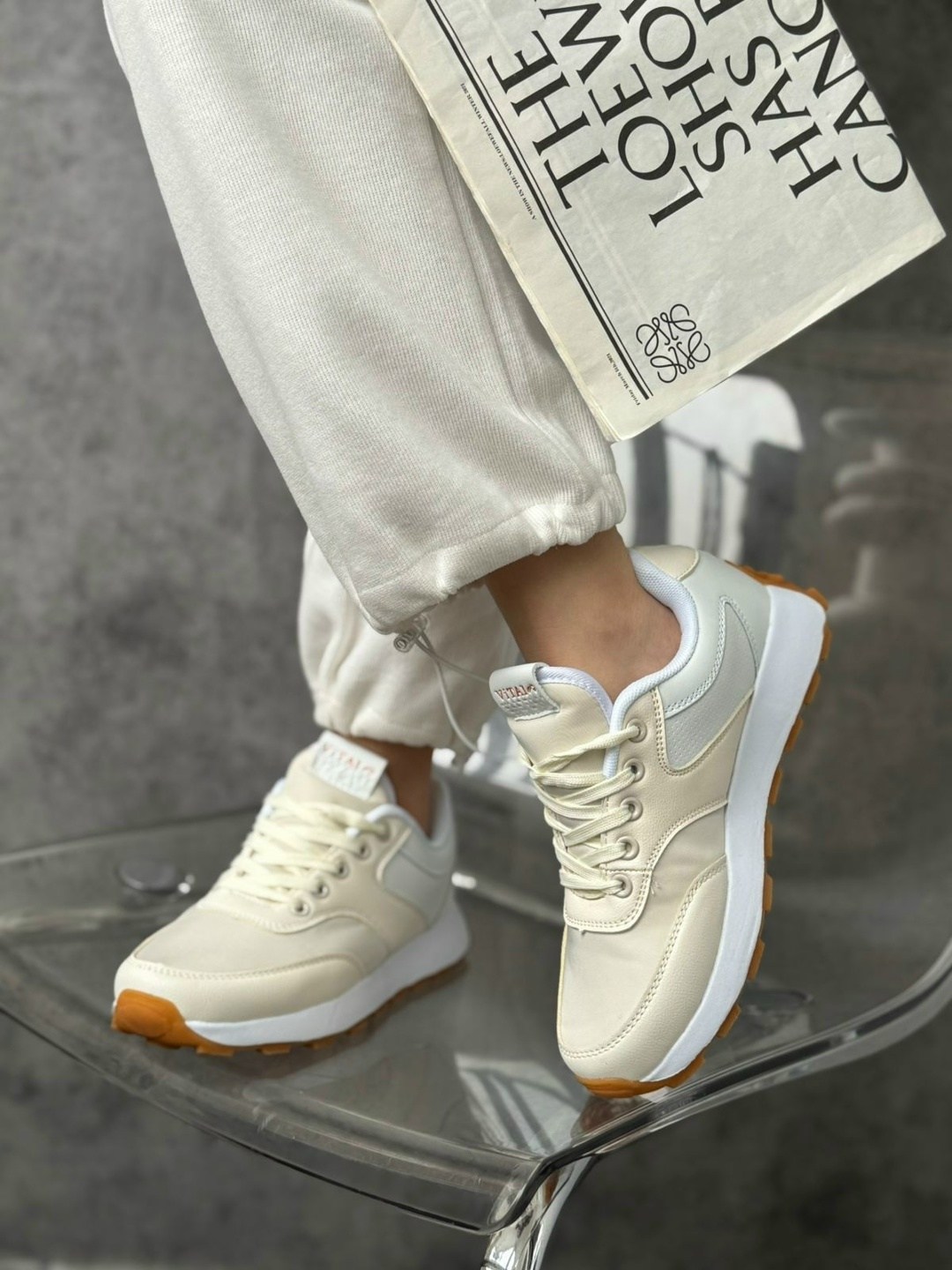 женские кроссовки,,кроссовки для женщин,модные кроссовки,кроссовка