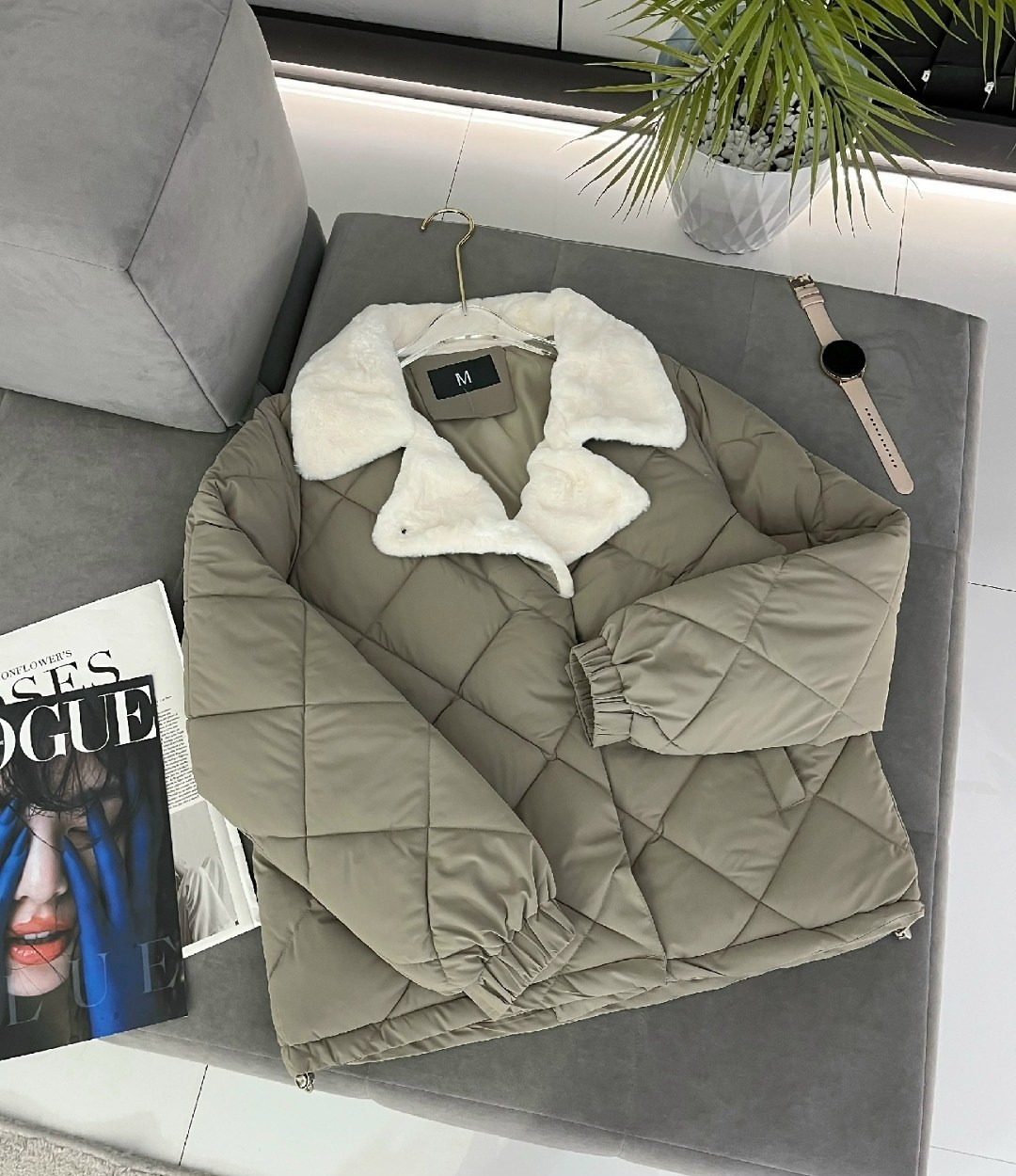 демисезонная куртка,куртка плащевка,куртка модная,женская куртка,куртка короткая