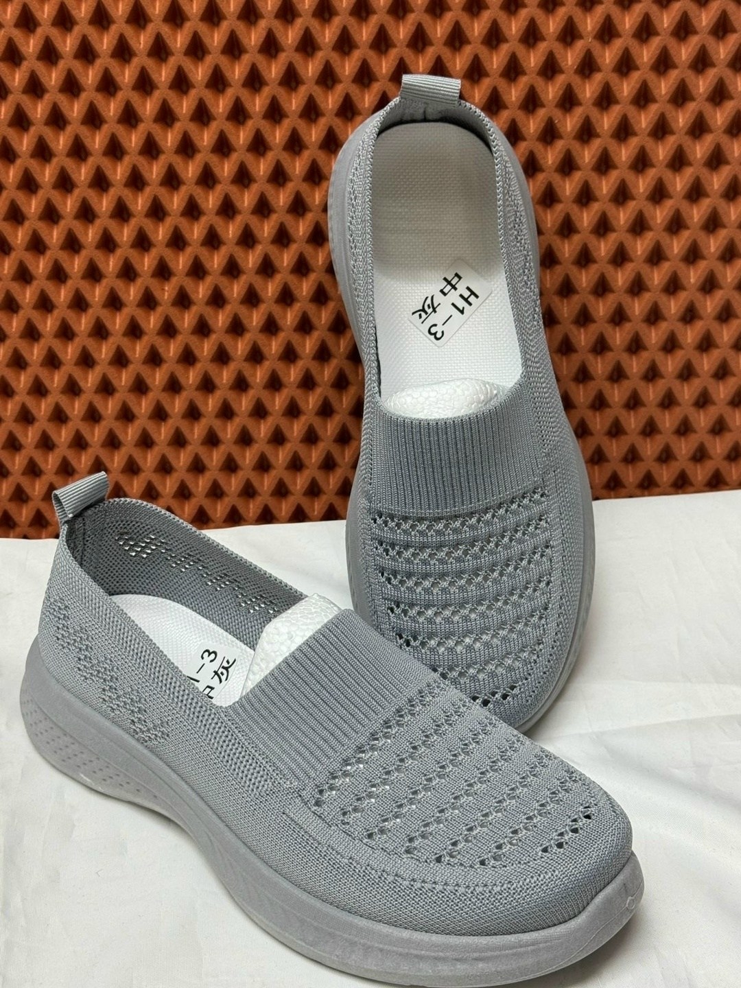 ,слипоны женские,слипоны женские серые,слипоны кроссовки,женская