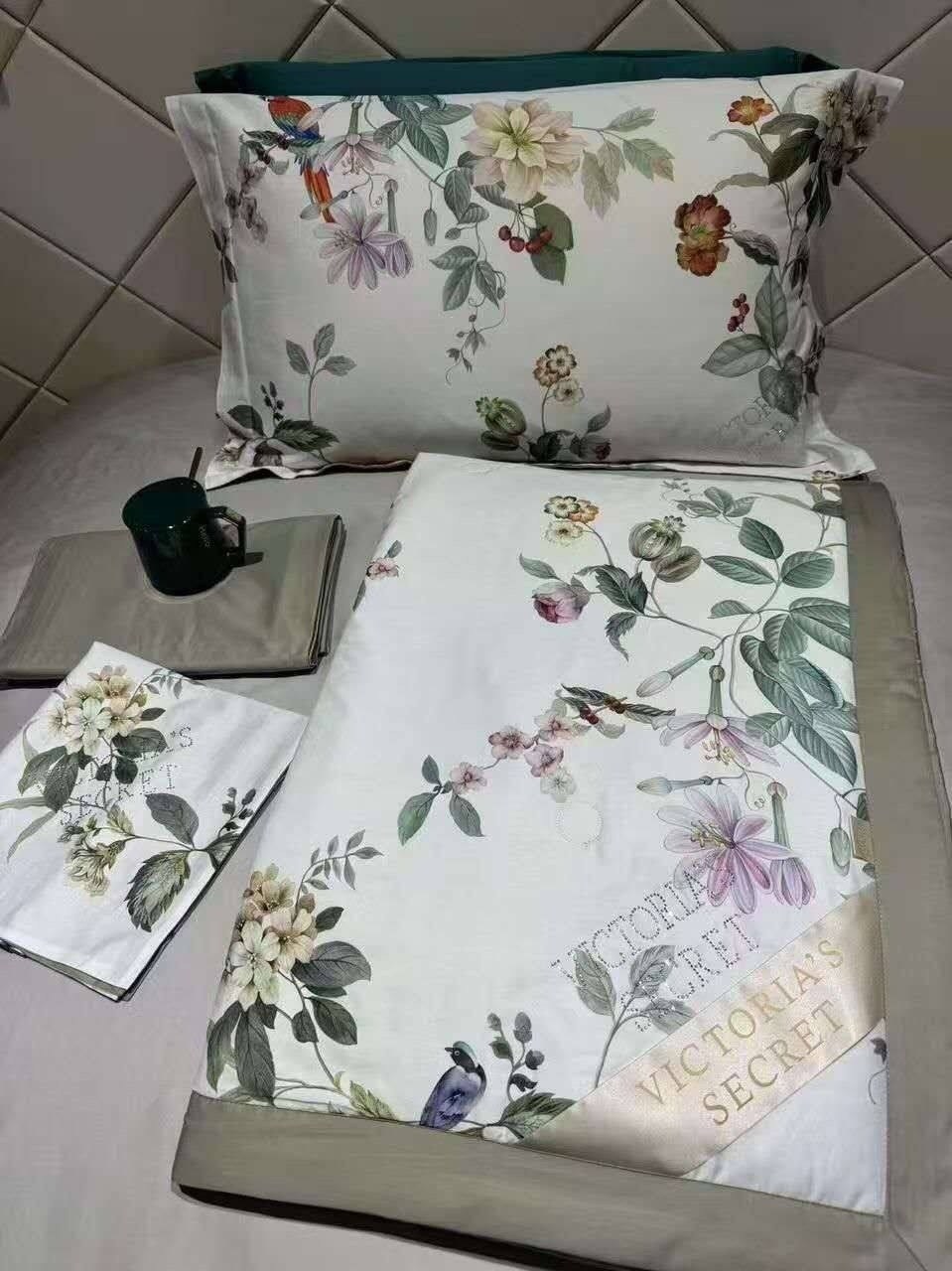 комплект постельного белья с одеялом,комплект постельного белья с готовыми одеялами,постельное белье с одеялом blumarine,постельное белье с одеялом сатин люкс,комплект постельного белья