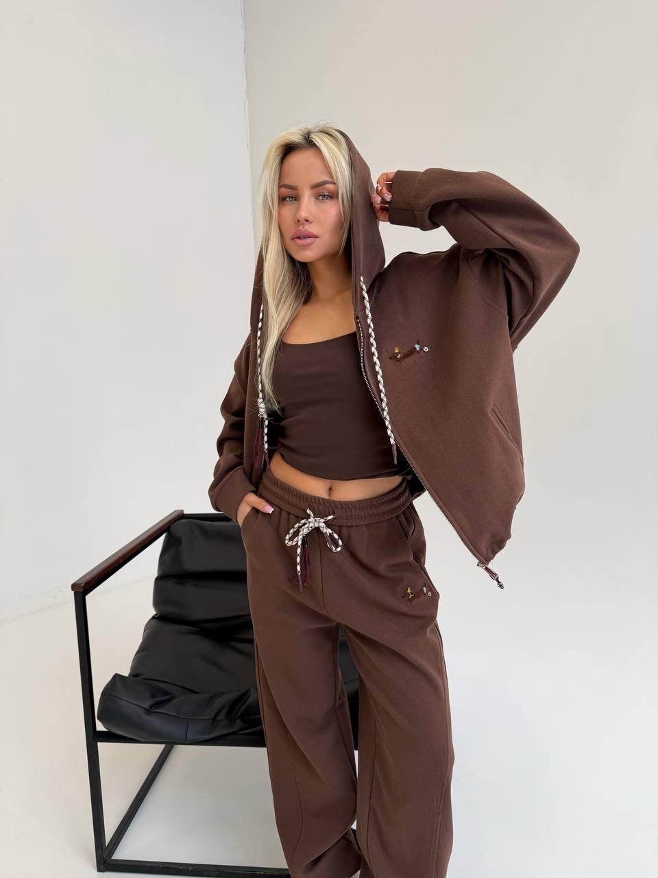 костюм женский на флисе,стильные костюмы,костюм на флисе,спортивный костюм,спортивный костюм женский