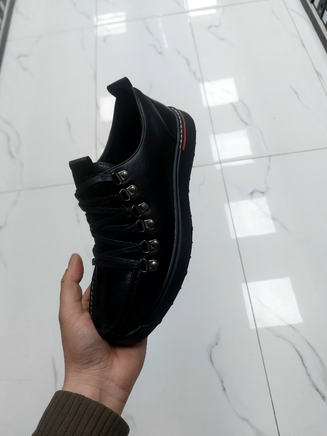 ,мужская ,мужские кроссовки из натуральной кожи,кроссовка мужской,мужские кожаные кроссовки