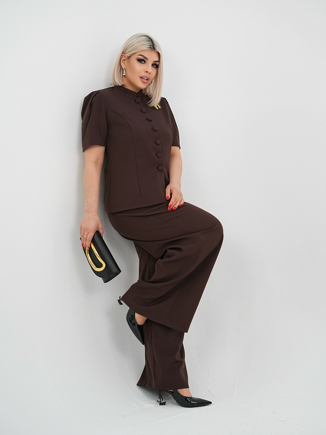 костюмы женские,бежевый костюм,брючный комплект,бежевый брючный костюм,костюм классический