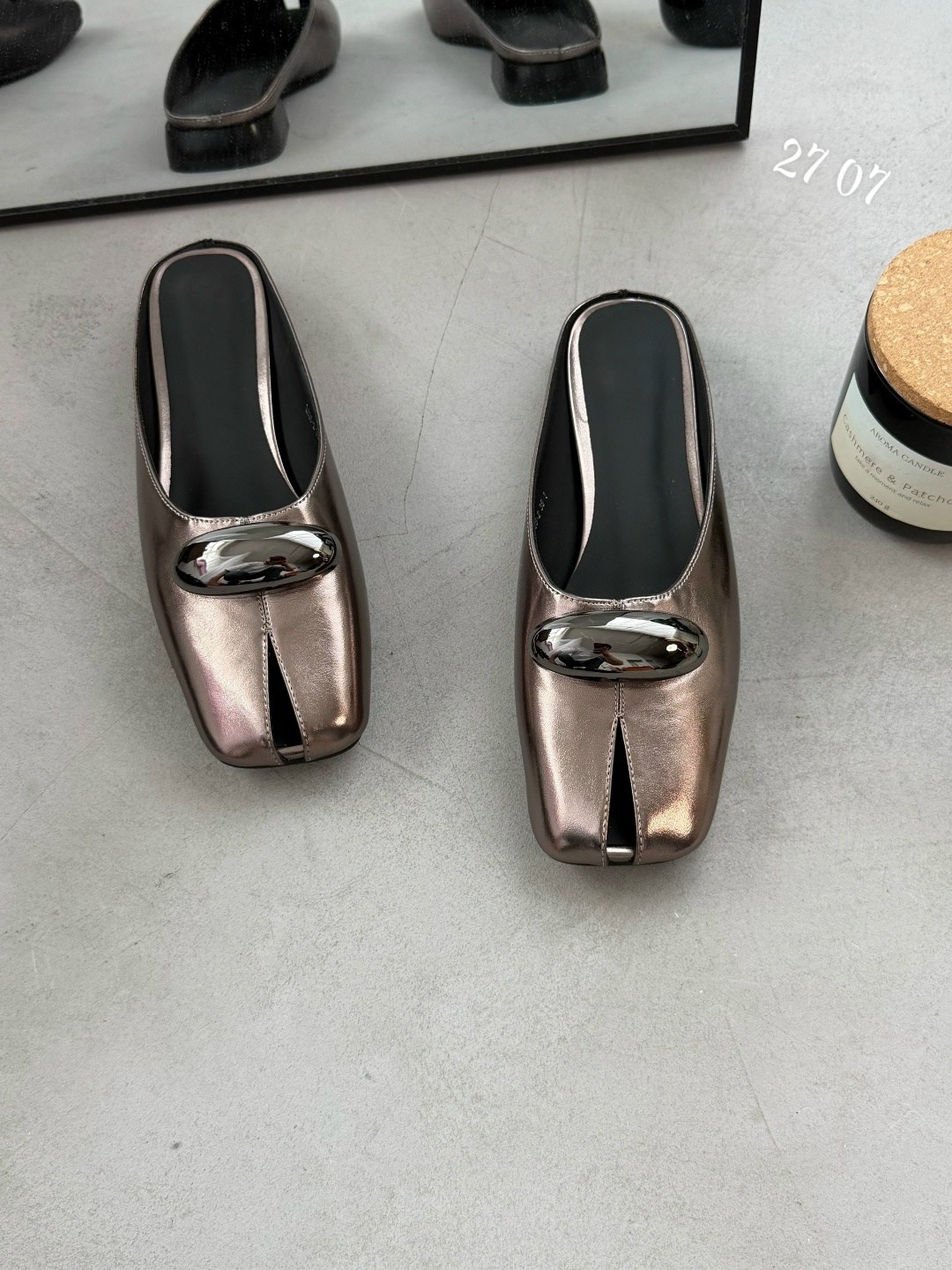 мюли женские,женские шлепанцы,модные шлепанцы,,модные тапочки