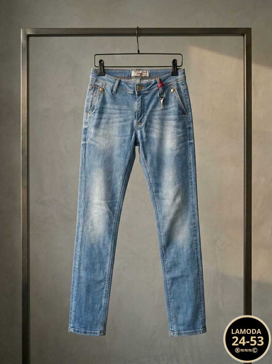 джинсы женские,модные джинсы,стильные джинсы,джинсах,джинсы брюки