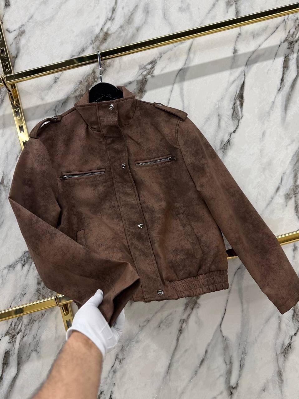 женская замшевая куртка косуха коричневая,женская байкерская куртка из искусственной замши,замшевая куртка,замшевая куртка женская,женская байкерская куртка из искусственной кожи