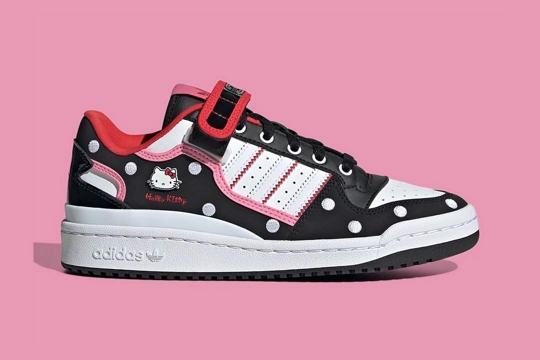 кроссовки adidas,кроссовки adidas original,кроссовки адидас с хеллоу китти,кроссовки,adidas bad bunny black