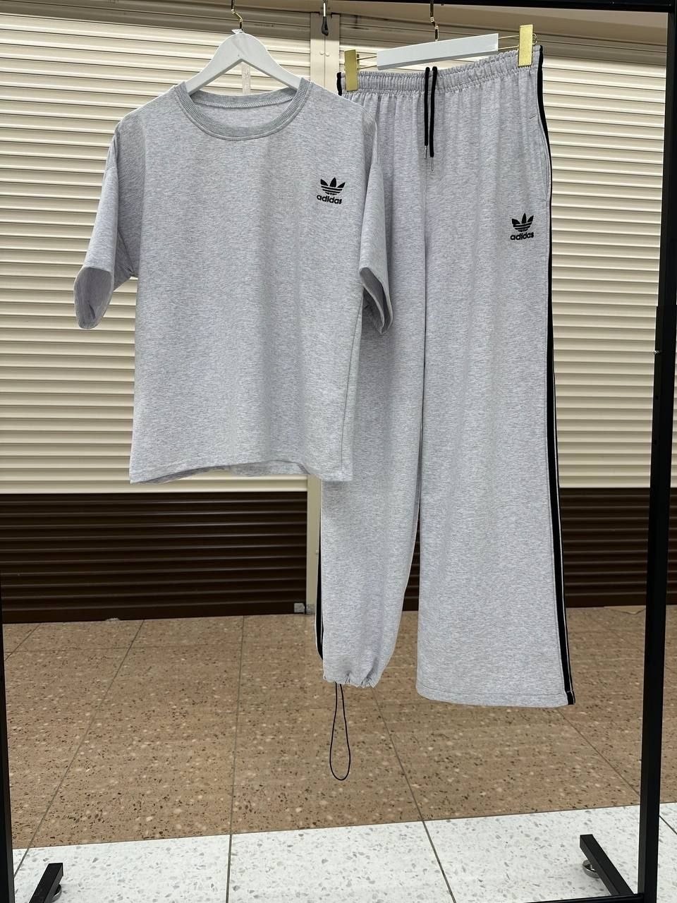 комплект одежды adidas sportswear,костюм спортивный adidas,костюм спортивный adidas sportswear,adidas original,костюм adidas
