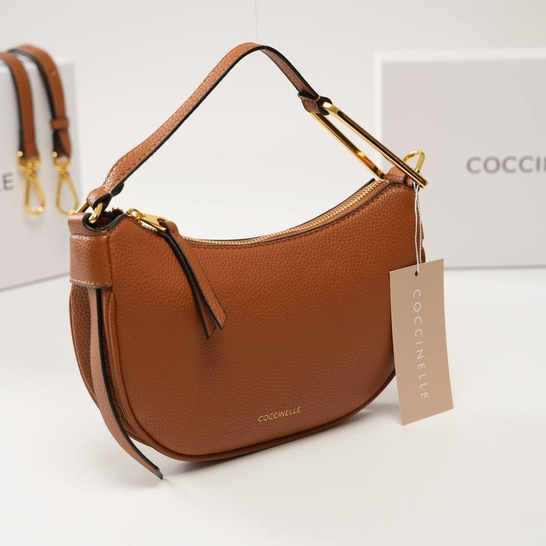 coccinelle сумка на плечо priscilla черный,сумка coccinelle,coccinelle сумка через плечо whisper черный,сумка через плечо coccinelle c-easy small цвет noir,сумка женская coccinelle