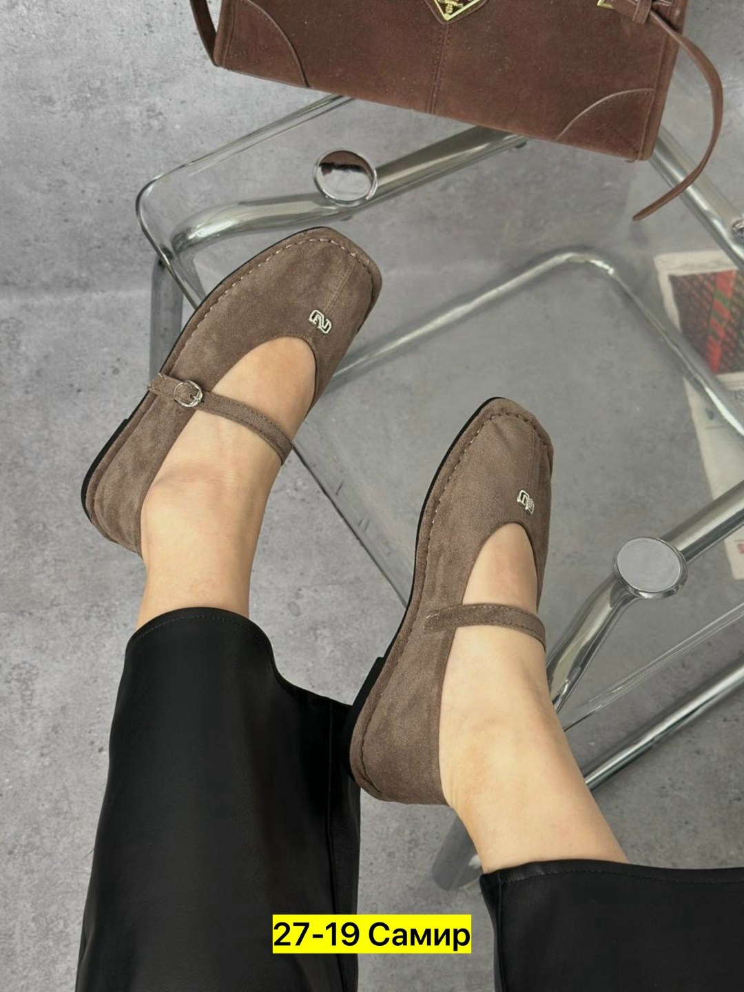 ,женские замшевые балетки с квадратным носом the row коричневые,женские балетки,балетки замшевые,лоферы замшевые