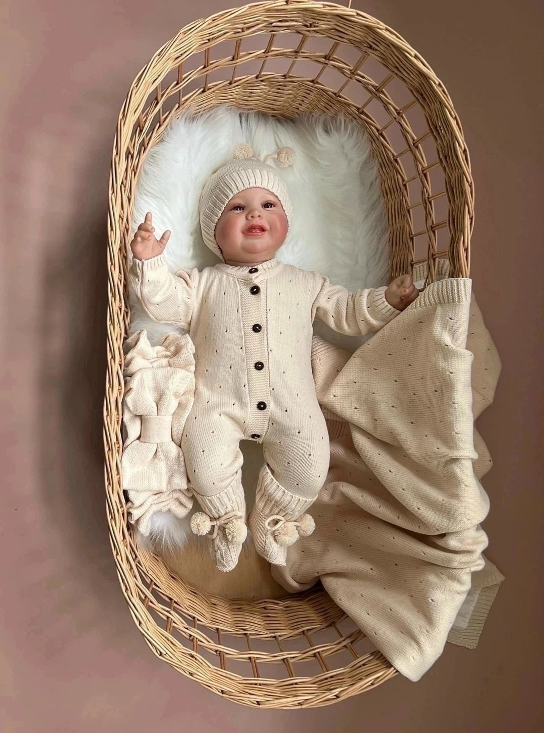 комплект на выписку,комплект вязаный на выписку,вязаные комплекты для новорожденных,вязаный комбез на выписку,комплект для новорожденного