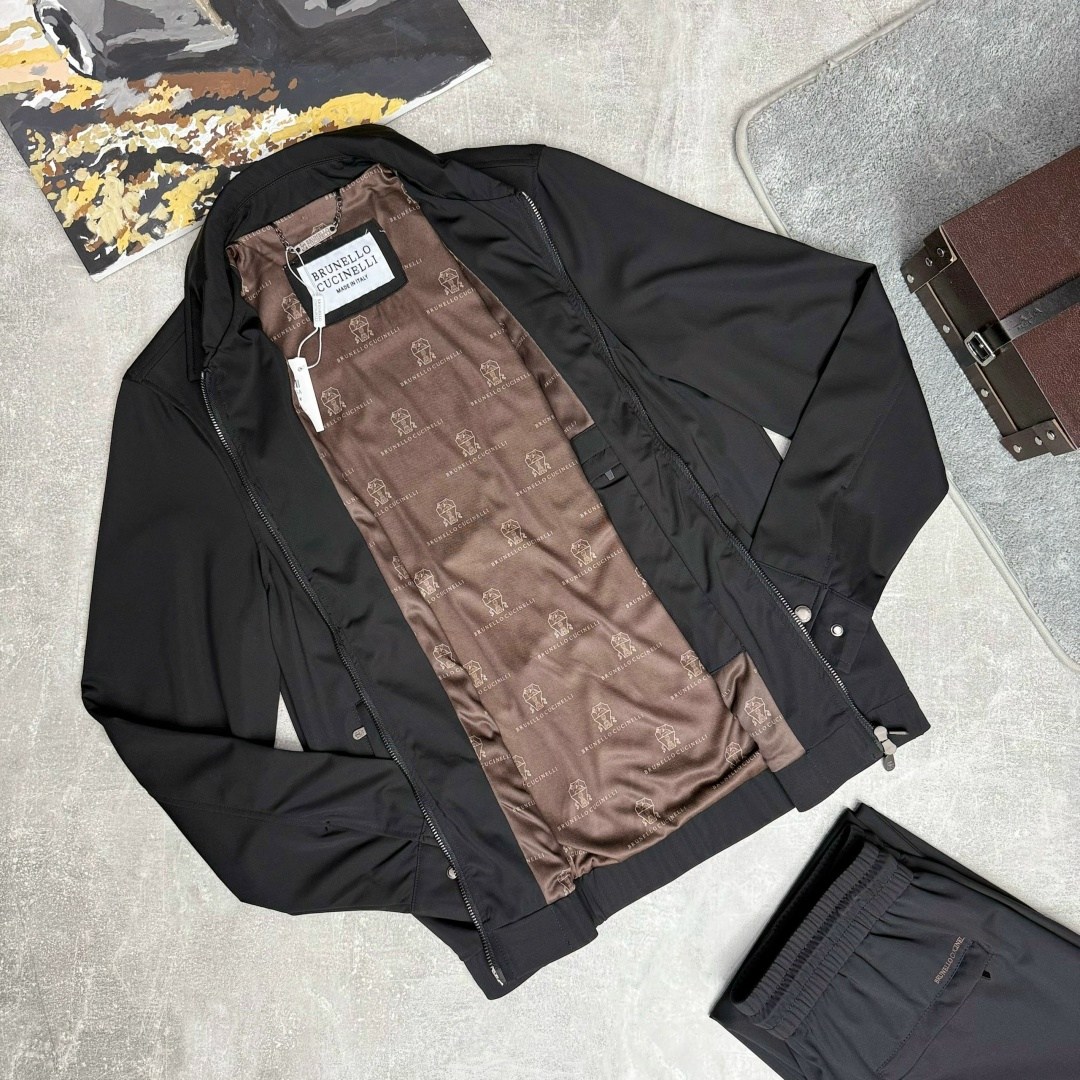 спортивный костюм brunello cucinelli,мужской костюм,спортивный костюм stefano ricci,спортивный костюм мужской,спортивный костюм для мужчин плащевка